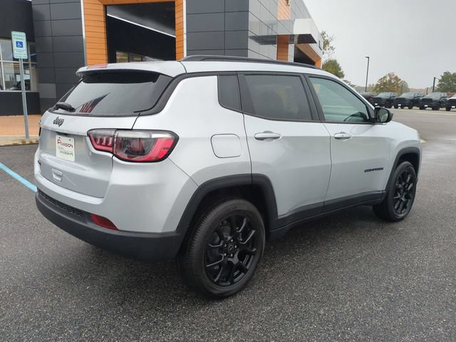 New 2026 Jeep Compass Latitude AWD/4WD image 4