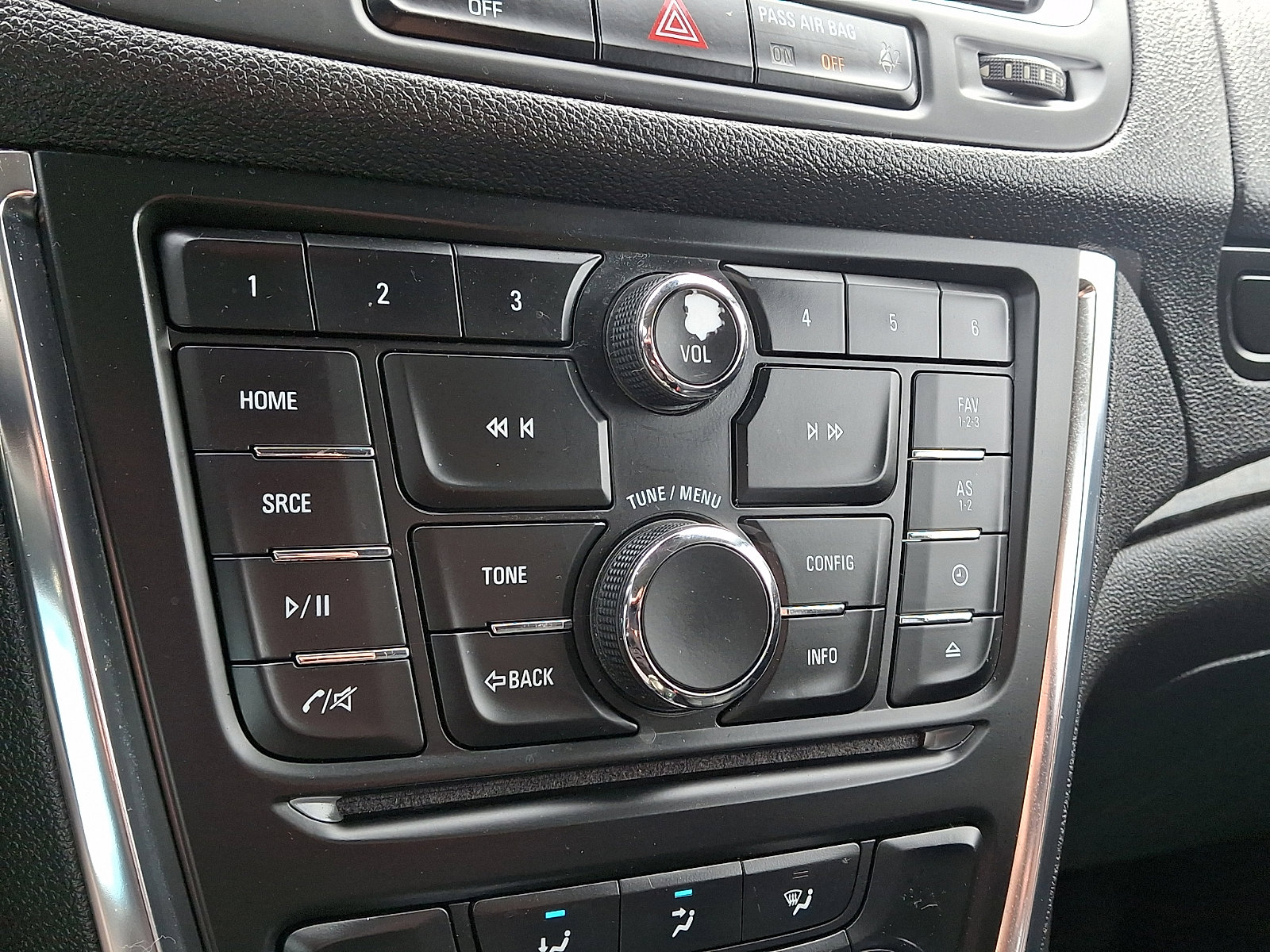 Used 2016 Buick Encore FWD image 18