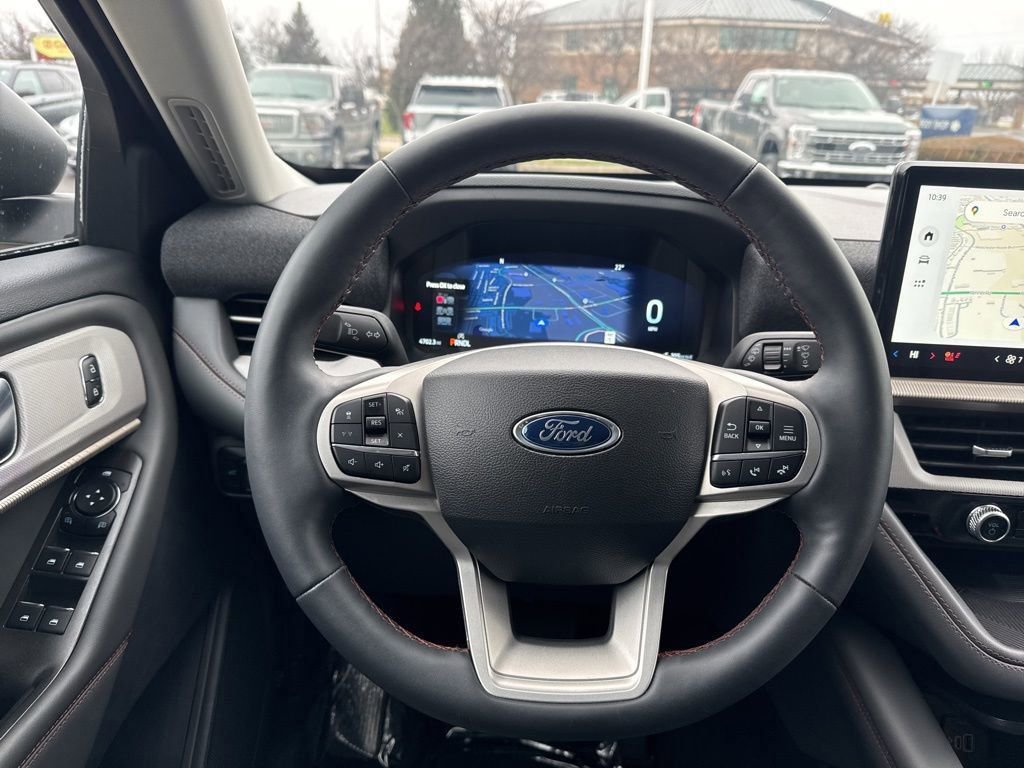 New 2025 Ford Explorer Active w/ Active Comfort Package image 16