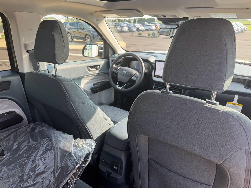 Used 2025 Ford Maverick XLT w/ XLT Luxury Package image 17