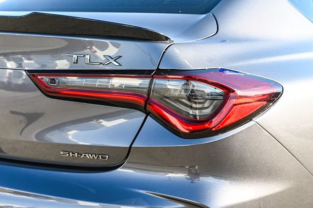 Used 2021 Acura TLX w/ A-SPEC Package AWD/4WD image 9