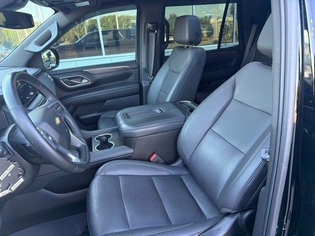 Used 2024 Chevrolet Tahoe LT w/ Luxury Package AWD/4WD image 14