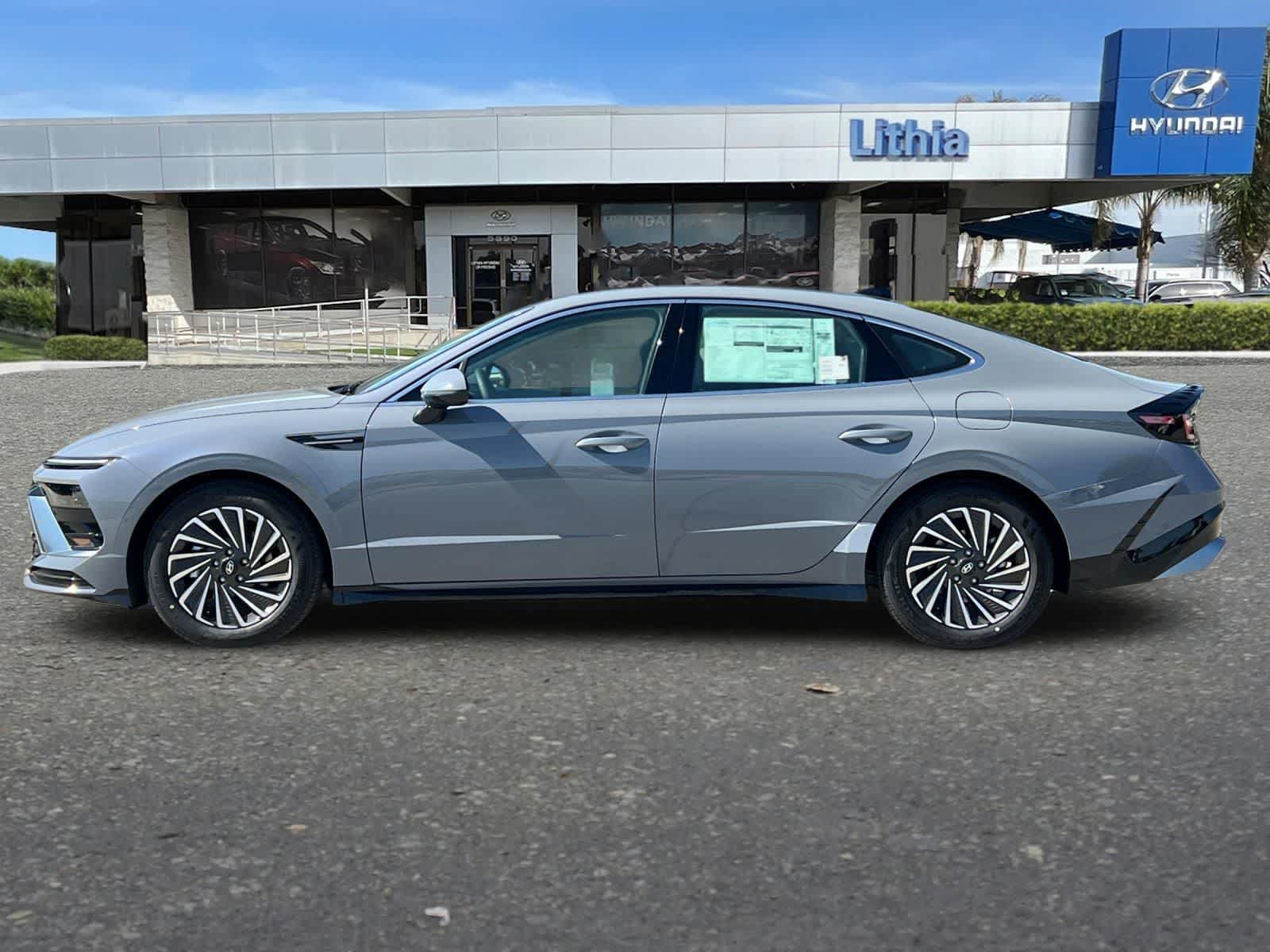 New 2026 Hyundai Sonata Limited FWD image 6