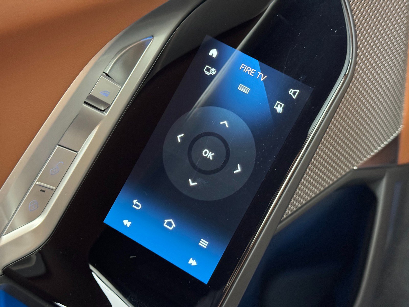 Used 2023 BMW i7 xDrive60 image 42