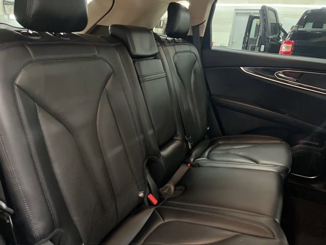 Used 2023 Lincoln Nautilus Reserve image 39