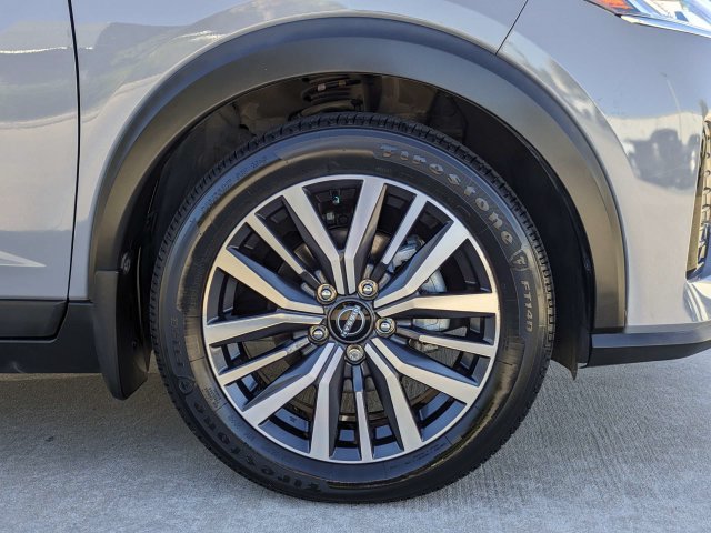 Used 2022 Nissan Kicks SV FWD image 11