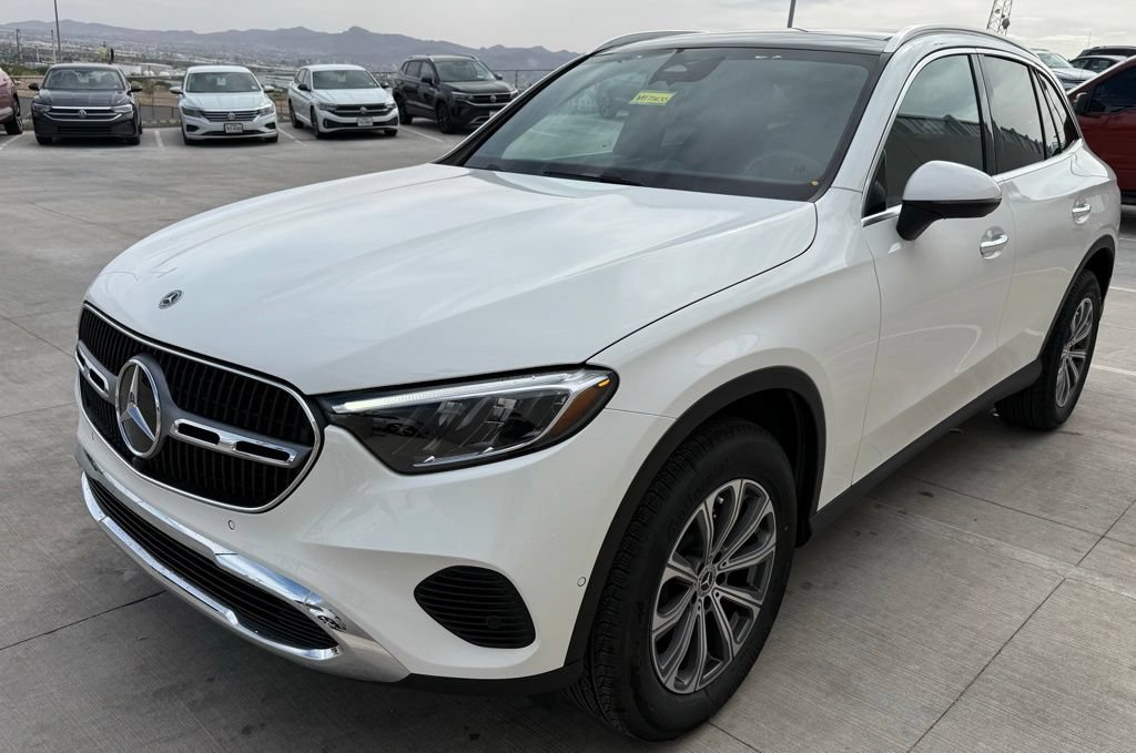 Used 2026 Mercedes-Benz GLC 300 4MATIC image 5