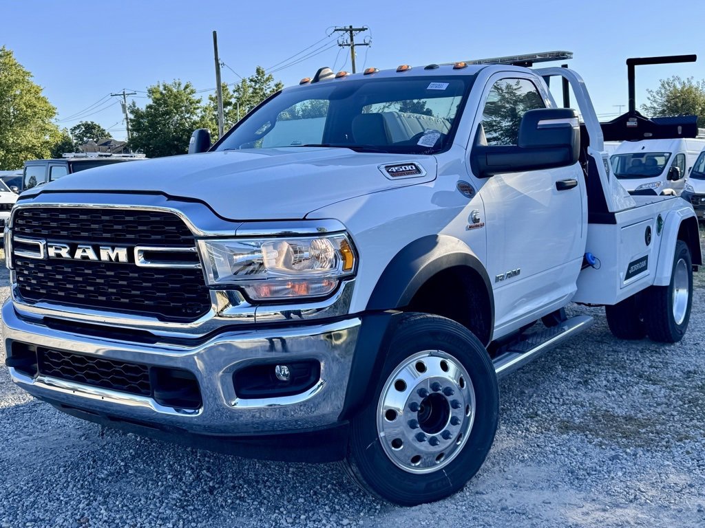 New 2024 RAM 4500 SLT w/ Quick Order Package 2YG SLT image 4