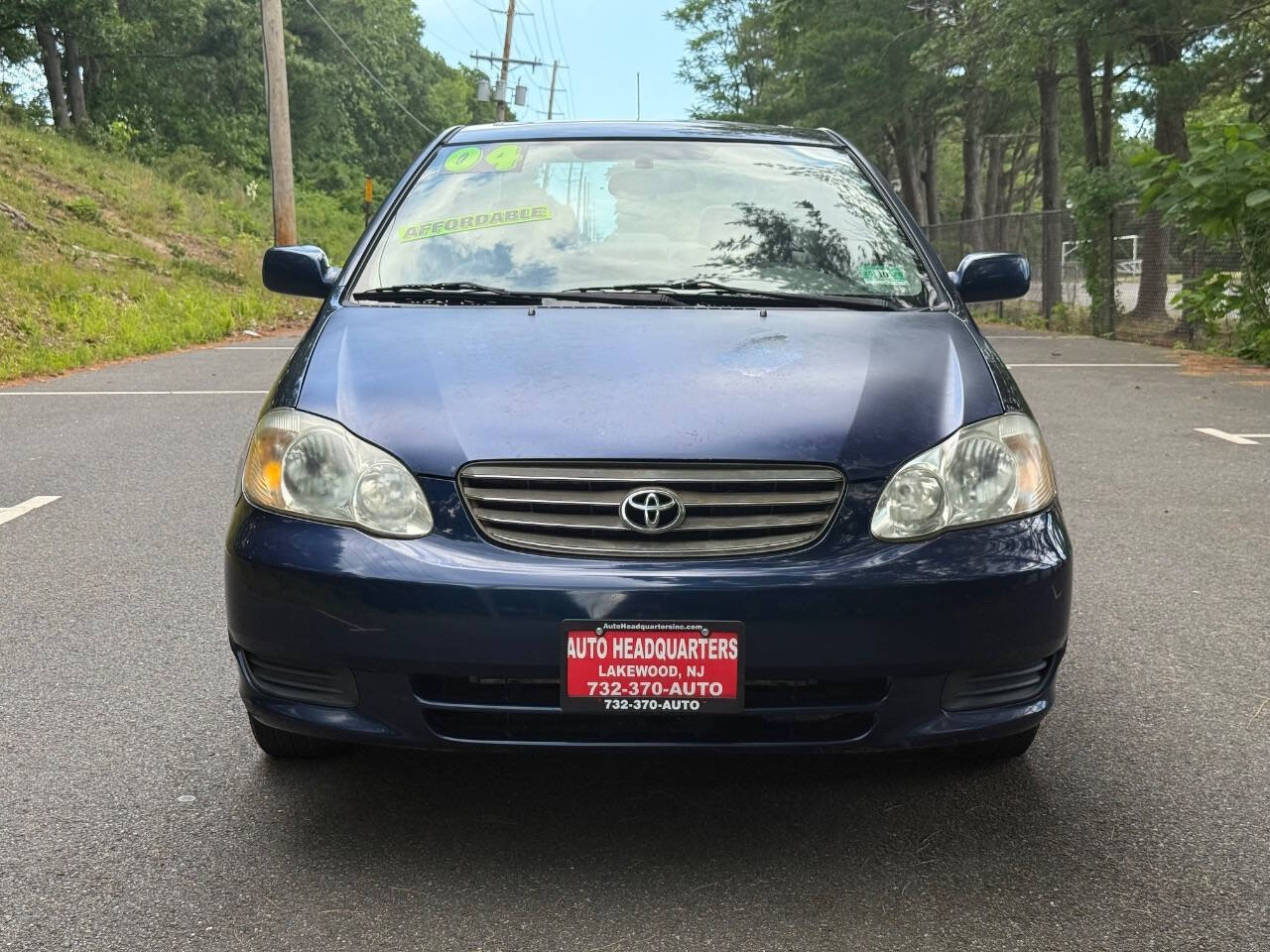 Used 2004 Toyota Corolla LE FWD image 2