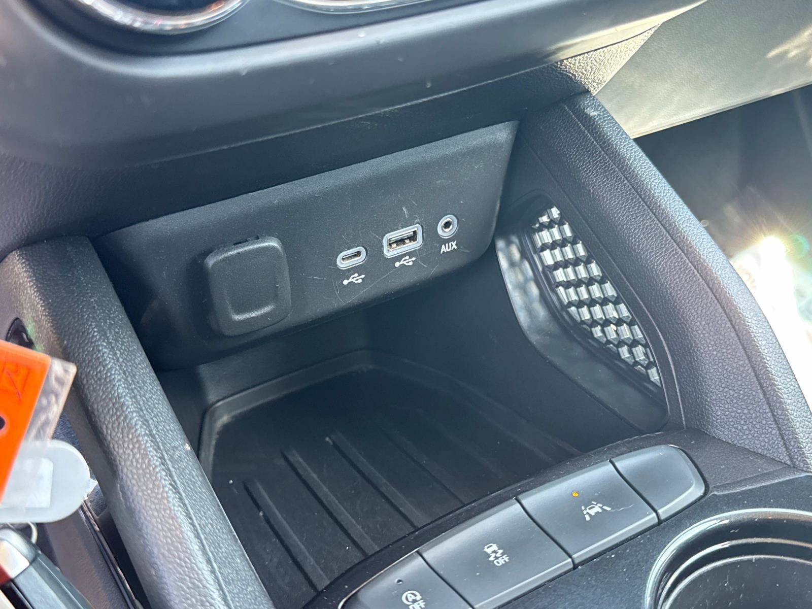 Used 2023 Chevrolet TrailBlazer LS FWD image 23