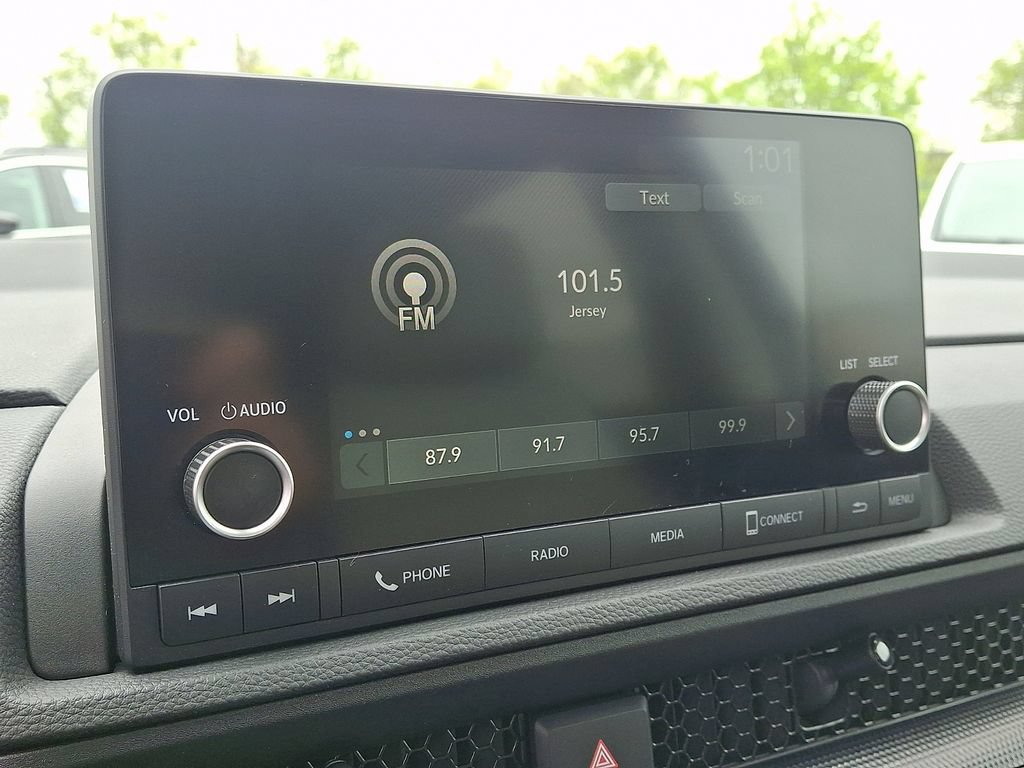 Used 2023 Honda CR-V EX image 17