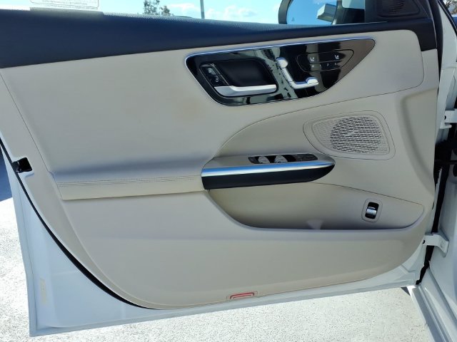 Certified 2024 Mercedes-Benz C 300 Sedan image 12