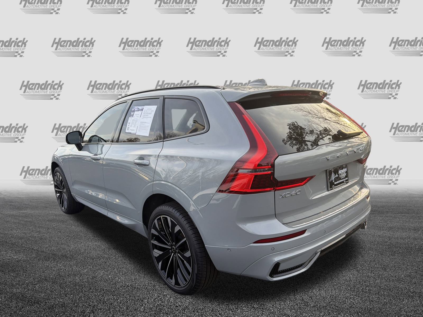 Used 2026 Volvo XC60 B5 Ultra w/ Protection Package Premier image 8