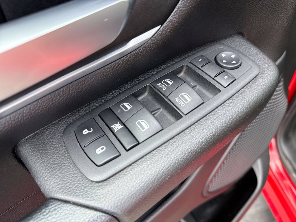 Used 2023 RAM 1500 Lone Star AWD/4WD image 13