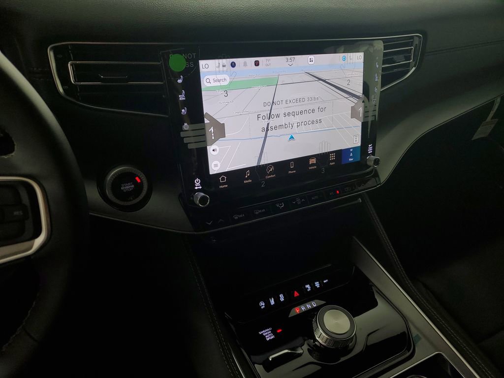 New 2026 Jeep Grand Wagoneer Limited image 16