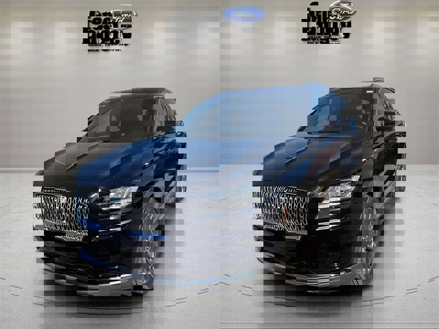 Used 2022 Lincoln Nautilus Reserve image 7