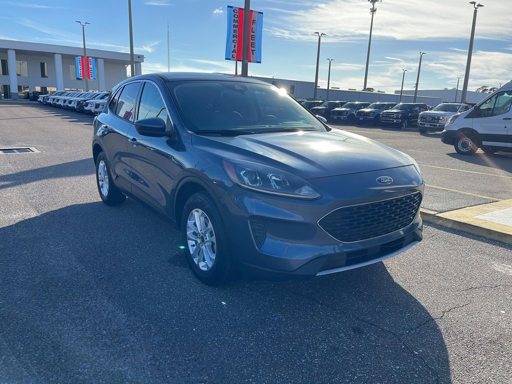 Certified 2020 Ford Escape SE image 4