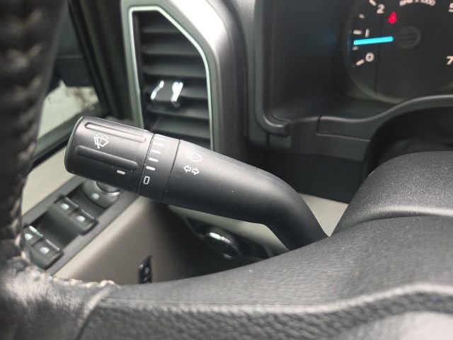 Used 2020 Ford F150 XLT w/ Equipment Group 302A Luxury AWD/4WD image 40