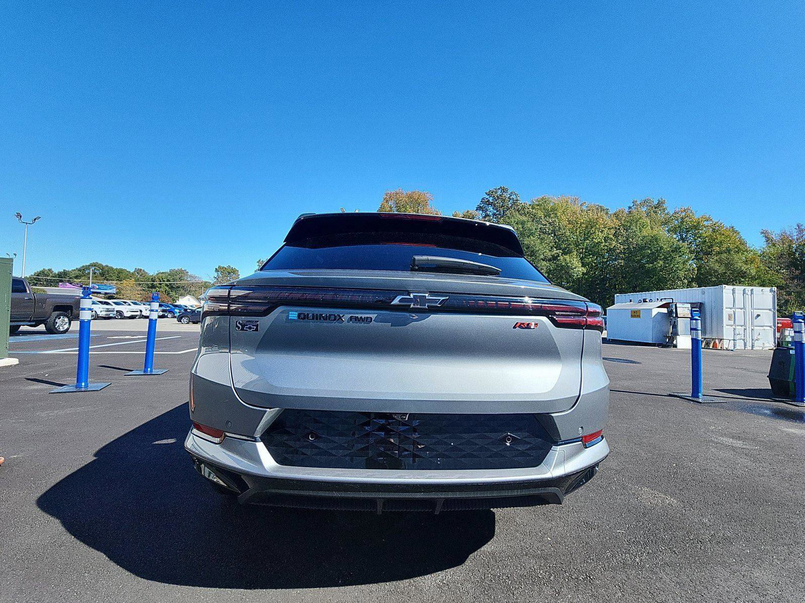 New 2025 Chevrolet Equinox EV RS AWD/4WD image 4