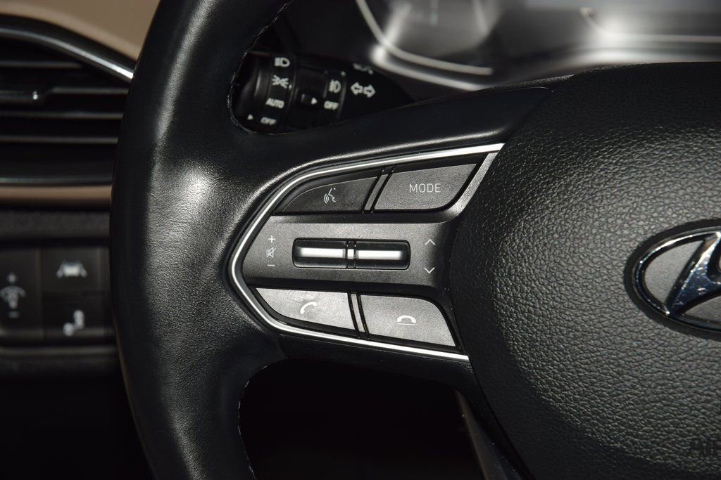 Used 2020 Hyundai Santa Fe SEL w/ Convenience + Premium Package image 38