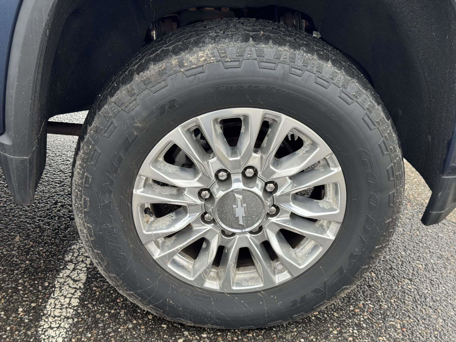 Used 2020 Chevrolet Silverado 3500 High Country w/ Z71 Off-Road Package image 7