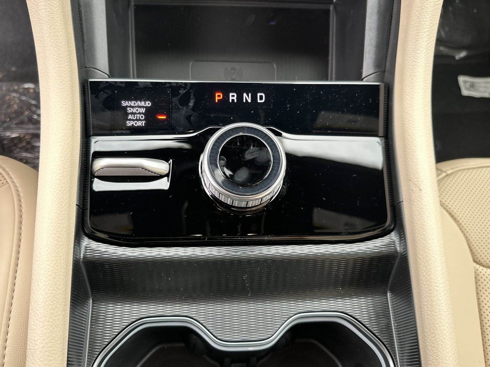 New 2025 Jeep Grand Cherokee Limited w/ Luxury Tech Group II image 22