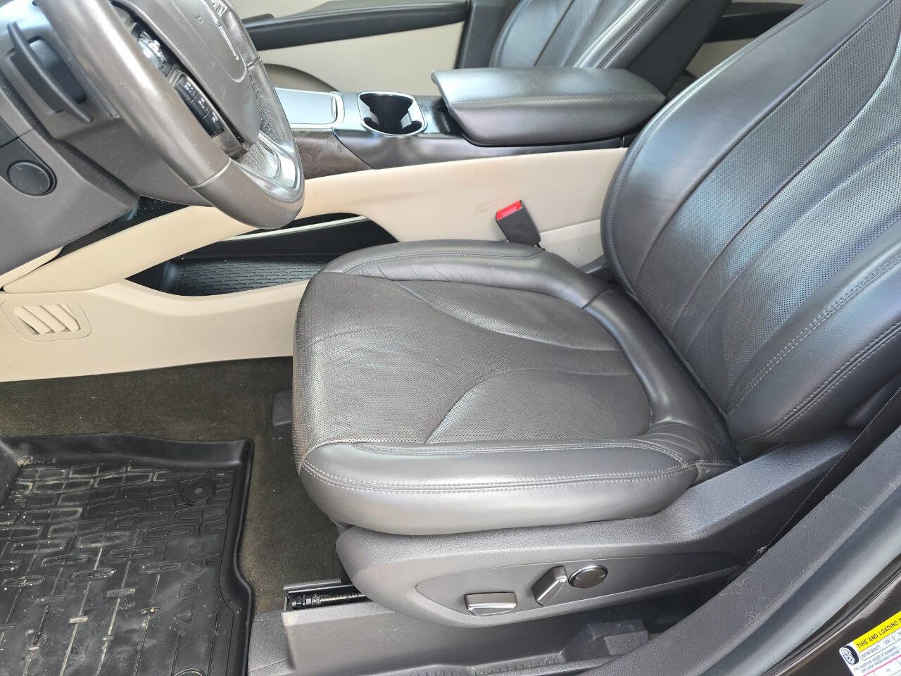 Used 2019 Lincoln Nautilus Reserve w/ Ultimate Package image 26