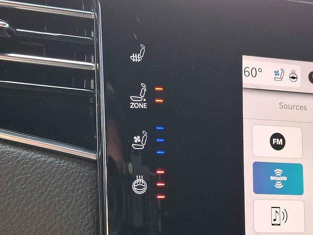 Certified 2024 Jeep Wagoneer Series II image 25