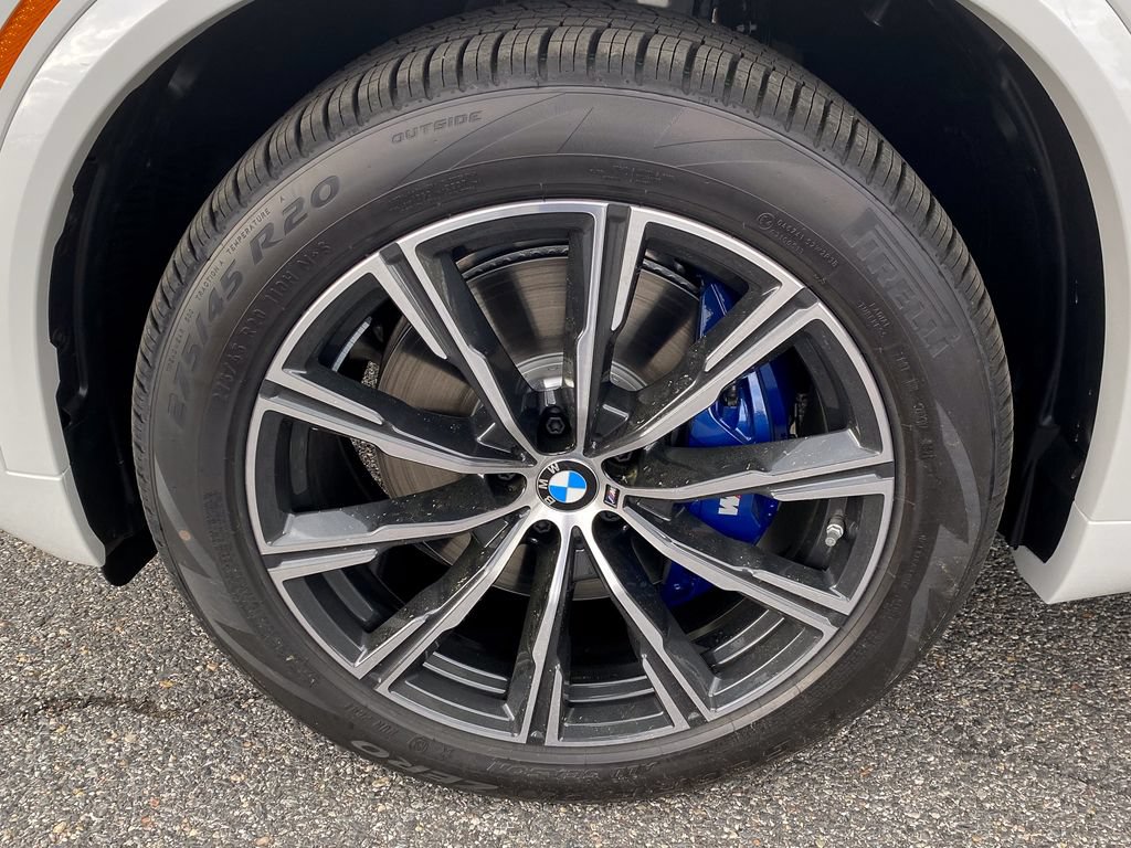 New 2026 BMW X5 xDrive40i w/ M Sport Package AWD/4WD image 8