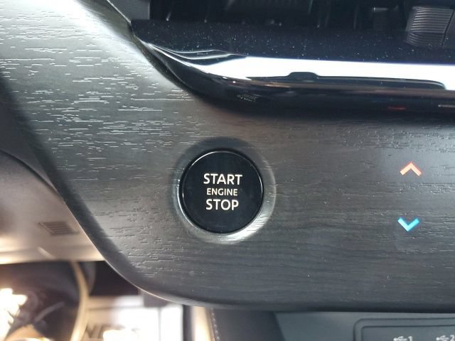 Certified 2025 Nissan Murano SV AWD/4WD image 33