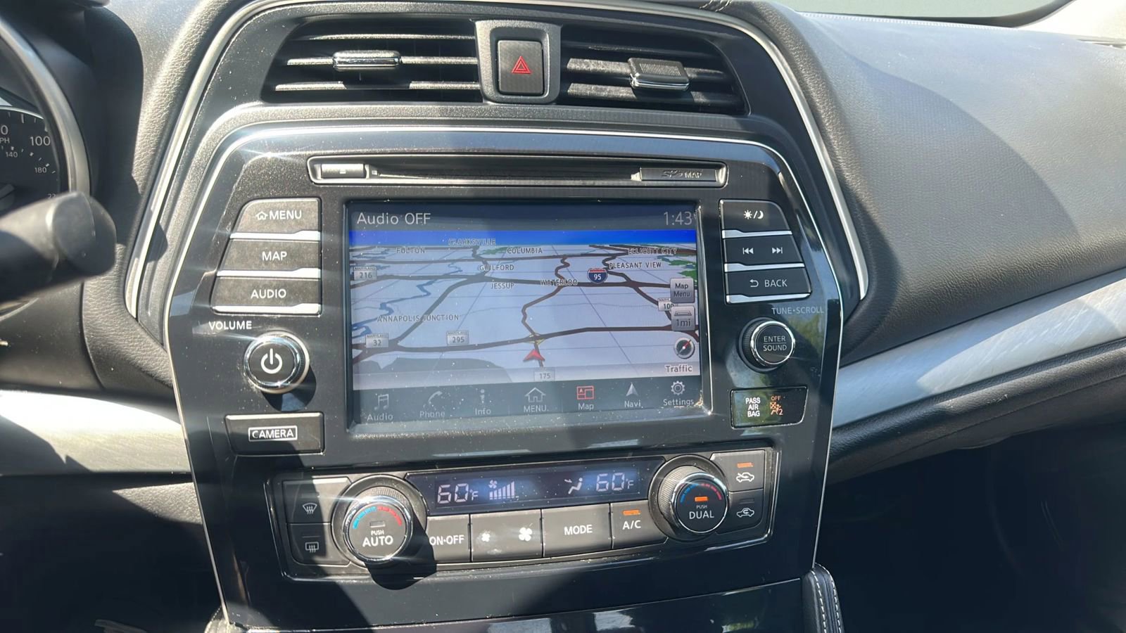 Used 2016 Nissan Maxima 3.5 SL FWD image 24