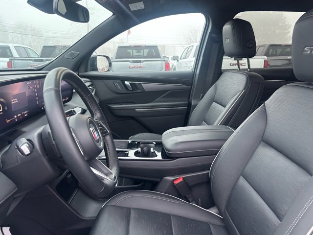 Used 2025 Buick Enclave Sport Touring w/ Power Package image 12