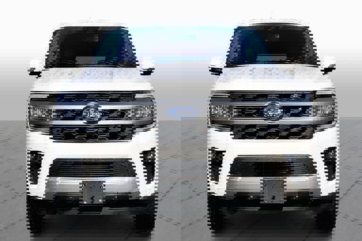 Certified 2023 Ford Expedition Max XLT image 4