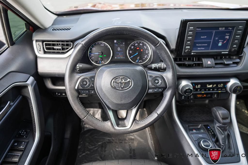 Used 2022 Toyota RAV4 XLE w/ Convenience Package AWD/4WD image 2