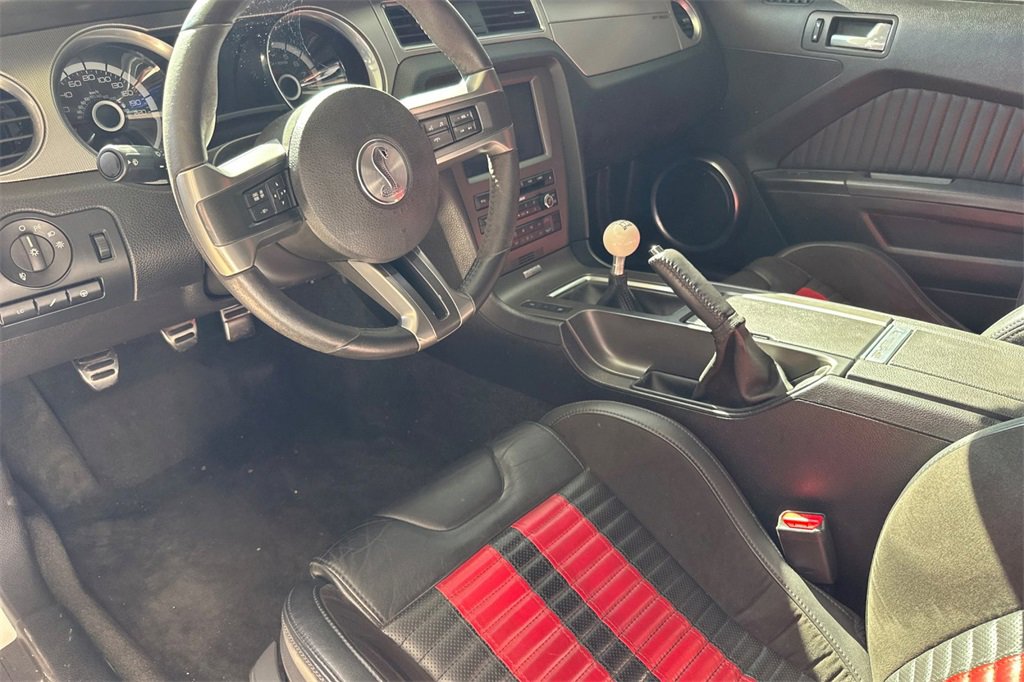 Used 2013 Ford Mustang Shelby GT500 image 12