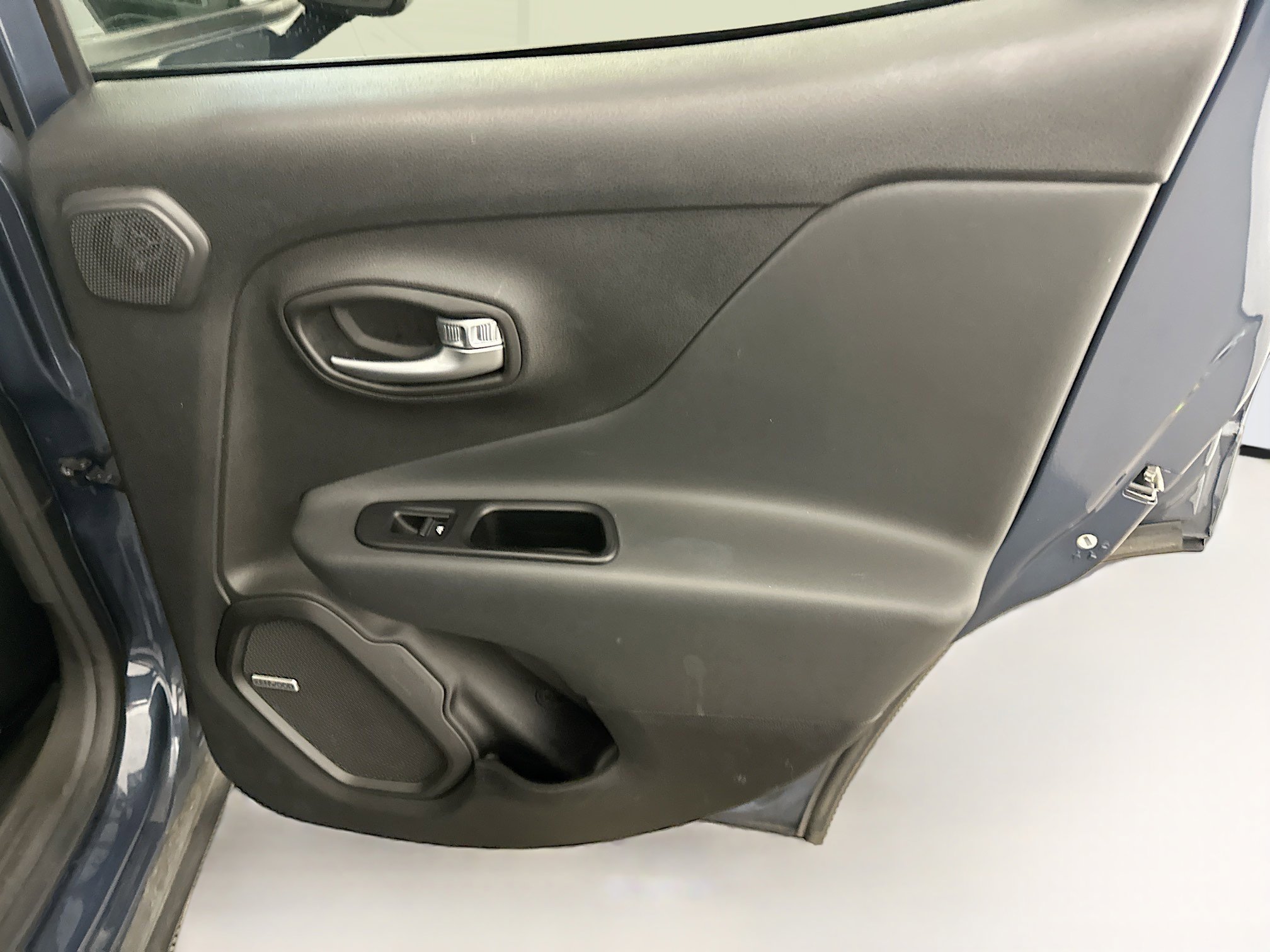 Used 2021 Jeep Renegade Trailhawk w/ Sun & Sound Group image 32