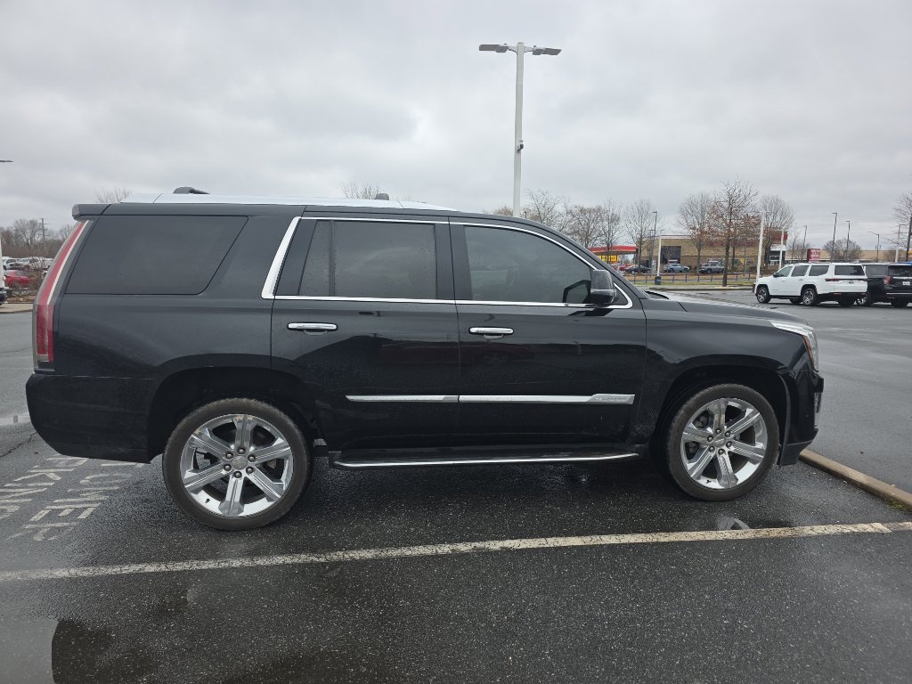 Used 2019 Cadillac Escalade Premium Luxury image 8