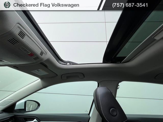 New 2026 Volkswagen Jetta SE image 10