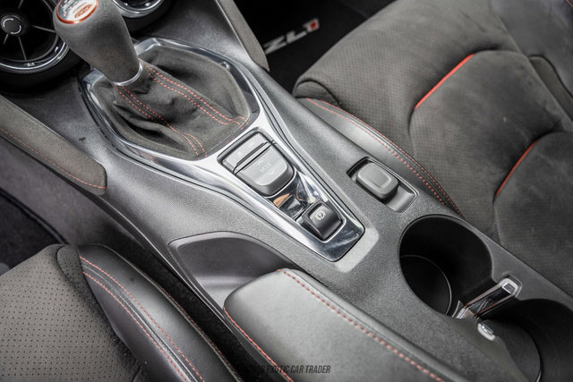 Used 2019 Chevrolet Camaro ZL1 RWD image 60