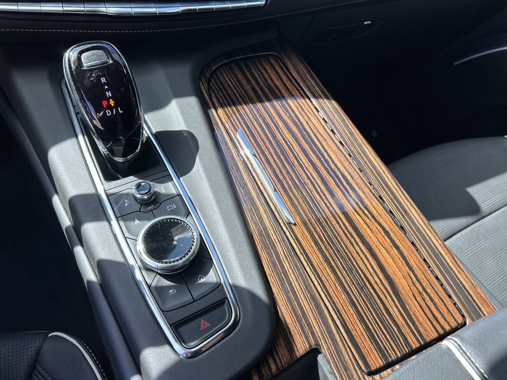 Certified 2023 Cadillac Escalade Premium Luxury image 27