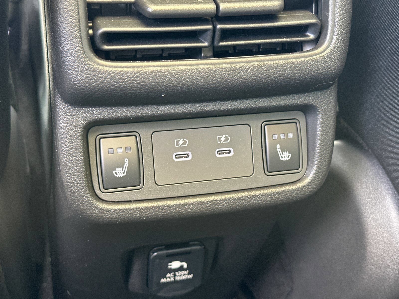 New 2026 Nissan Leaf Platinum+ FWD image 21