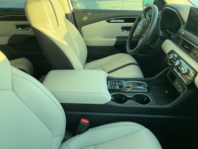 Used 2026 Honda Pilot EX-L image 5