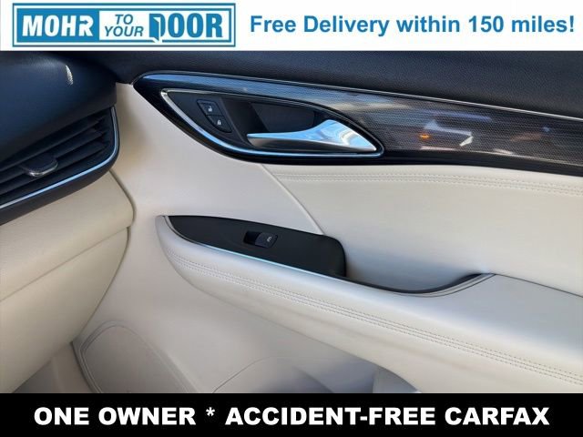 Used 2022 Buick Envision Essence w/ Safety Package image 27