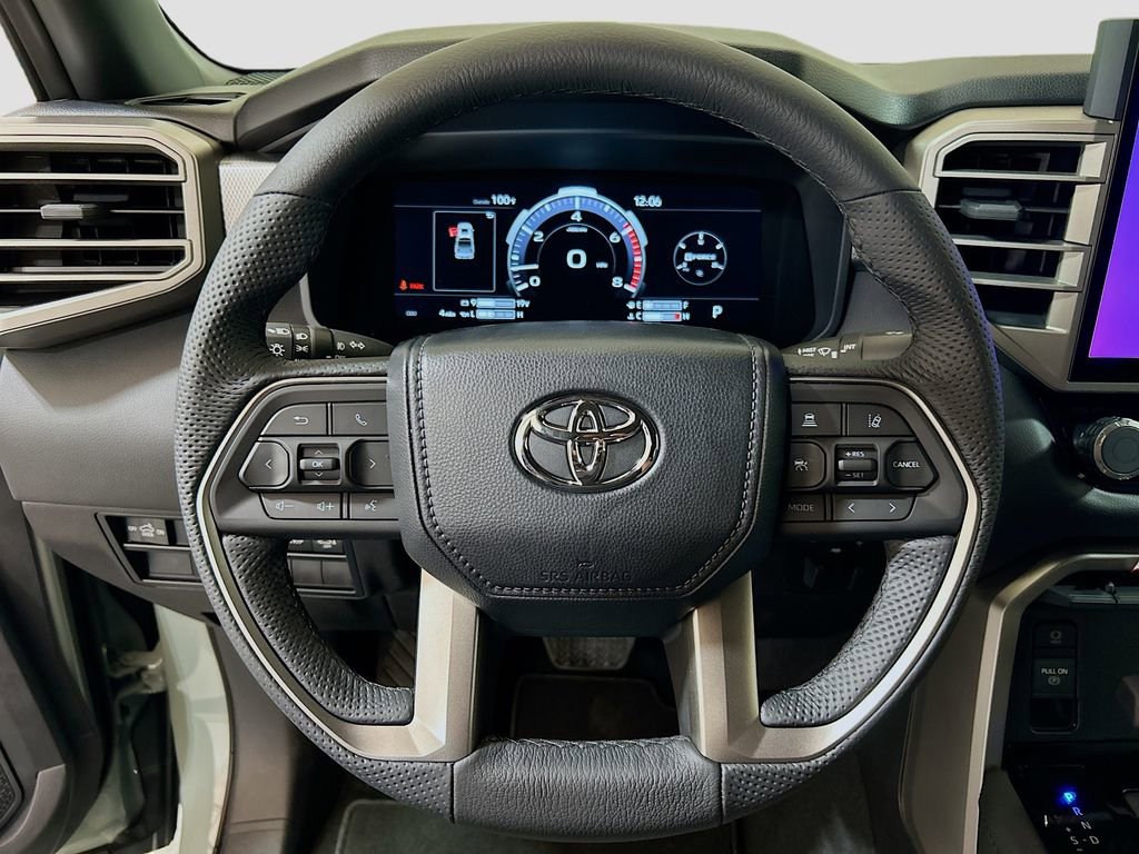 Used 2026 Toyota Tundra Limited AWD/4WD image 9