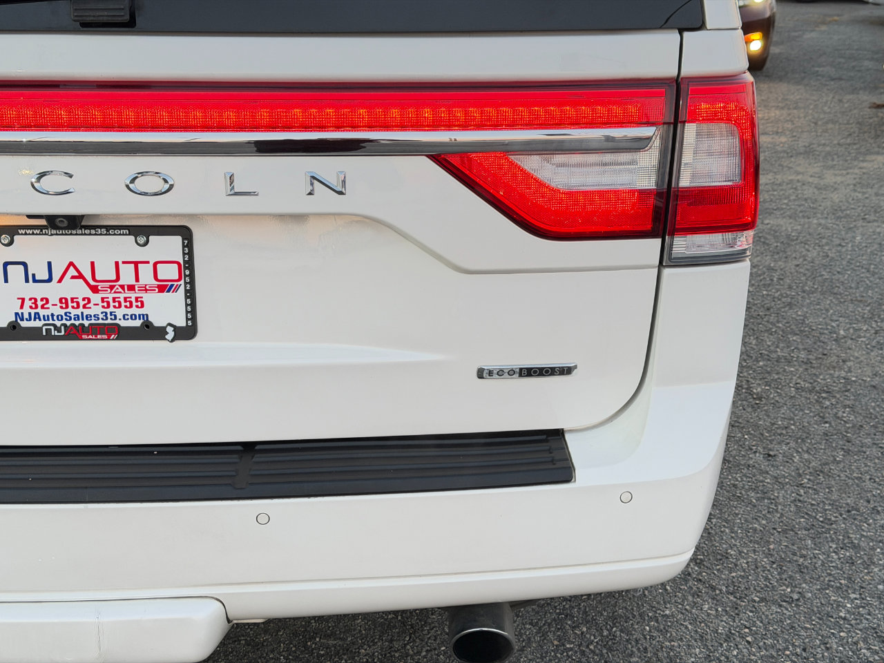 Used 2015 Lincoln Navigator L 4WD image 88