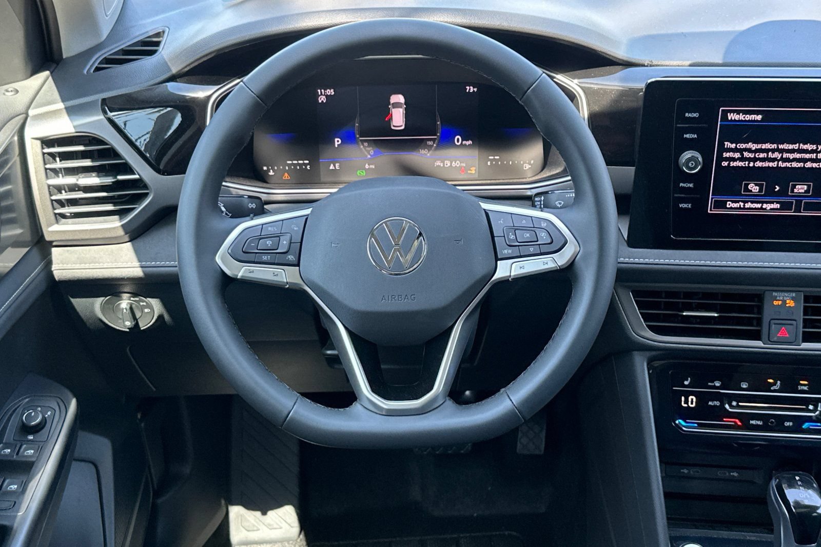 New 2026 Volkswagen Taos SE FWD image 14