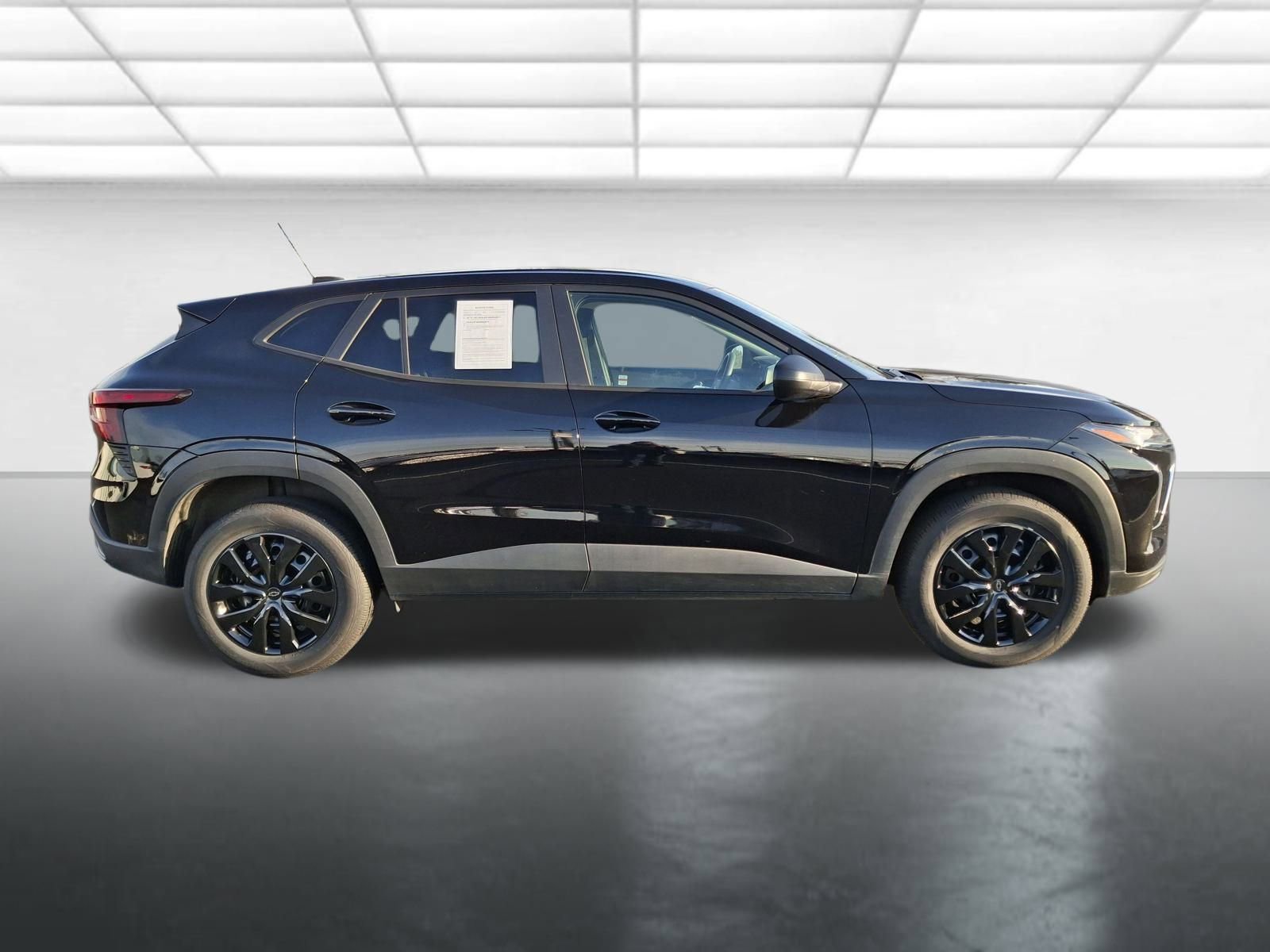 Certified 2025 Chevrolet Trax LS video 2