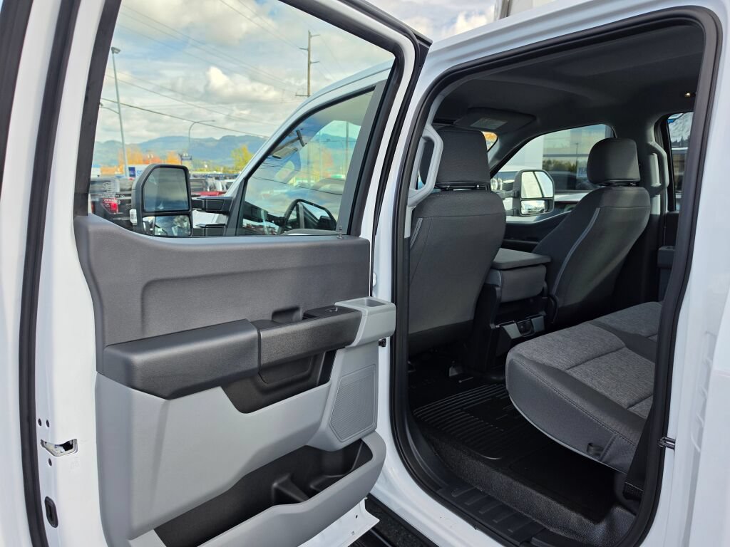 New 2027 Ford F350 XL AWD/4WD image 8