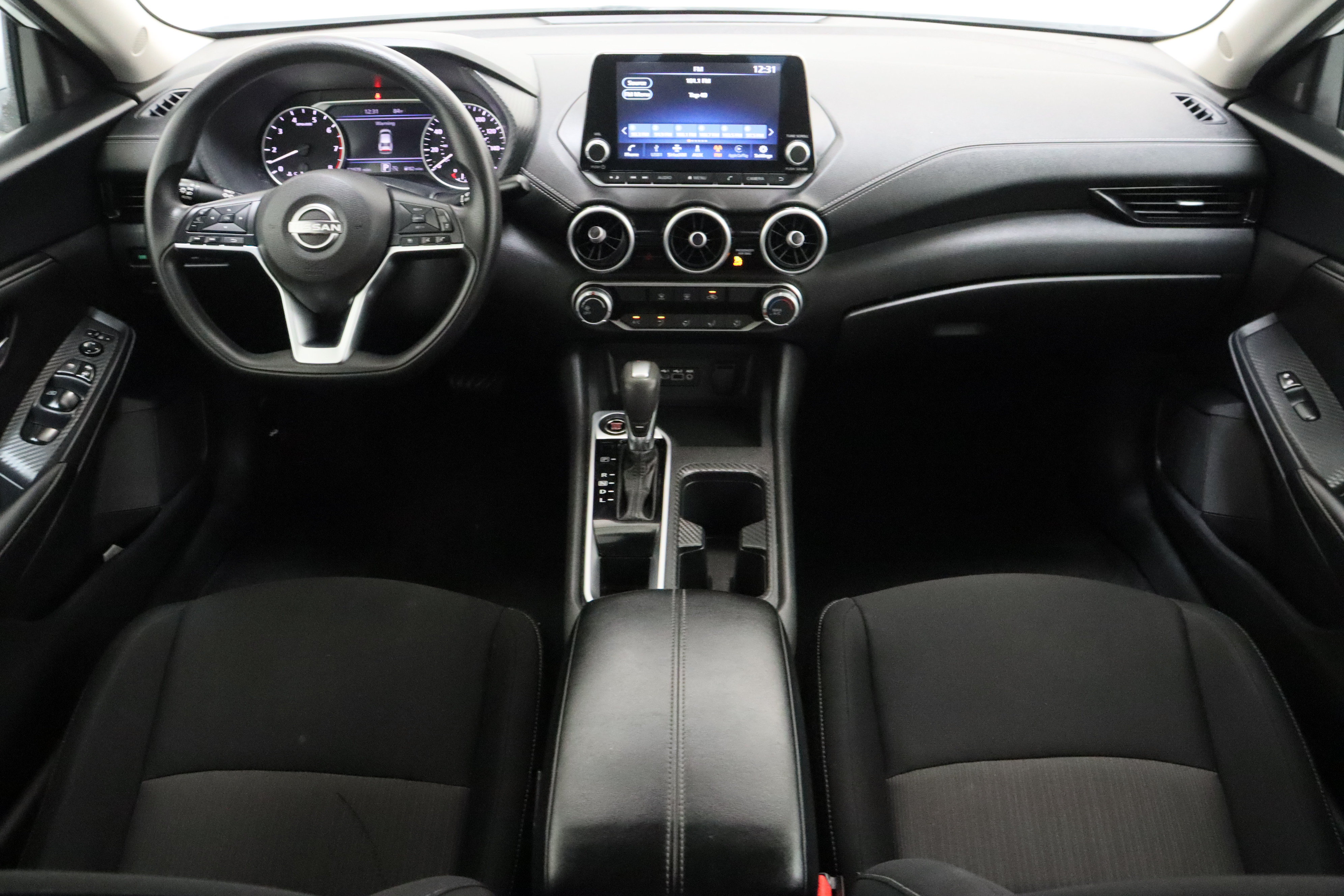 Used 2024 Nissan Sentra SV FWD image 28