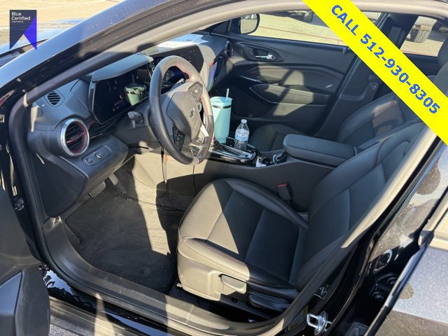 Used 2025 Chevrolet Trax RS w/ Sunroof Package image 8